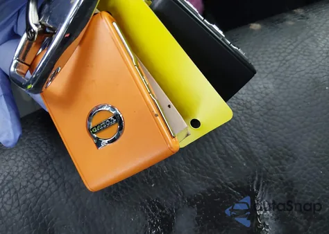 2024 Volvo Xc60 B5 Plus Dark Theme из США, поврежденный, VIN YV4L12RL4R1739430